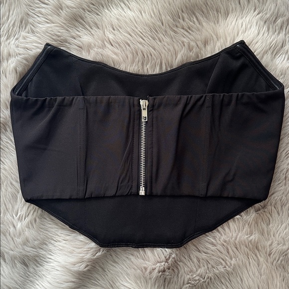 White Fox Black Corset Top - Picture 2 of 4